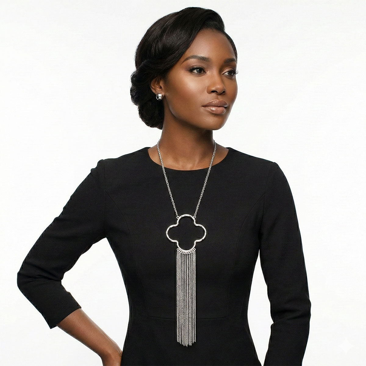 Pendant Silver Trending Quatrefoil Fringe Necklace